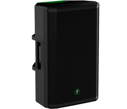 BAFLE AMPLIFICADO MACKIE 15?